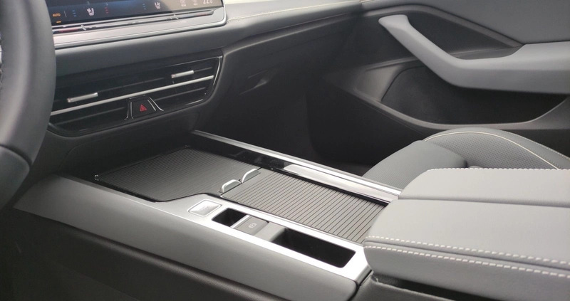 Volkswagen Passat cena 199990 przebieg: 1, rok produkcji 2024 z Chojnów małe 781
